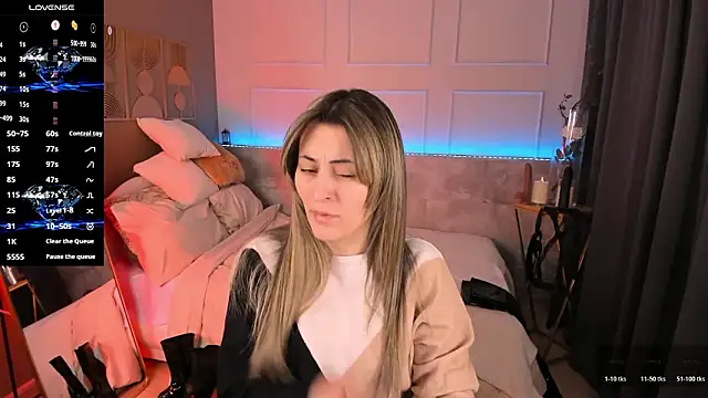 KylieMellow online show from February 16, 2026, 5:36 am