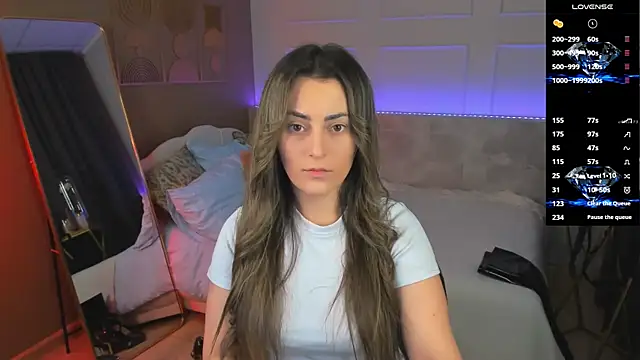 KylieMellow online show from July 8, 2026, 5:34 am