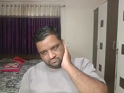 dhruv love online show from April 17, 2026, 11:57 am