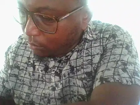 honeyswit online show from November 20, 2025, 2:50 pm