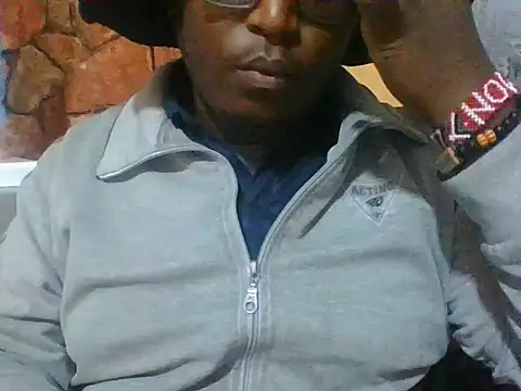 honeyswit online show from February 9, 2026, 5:50 pm