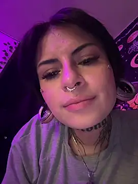 Rainnbow  online show from February 8, 2026, 7:12 am