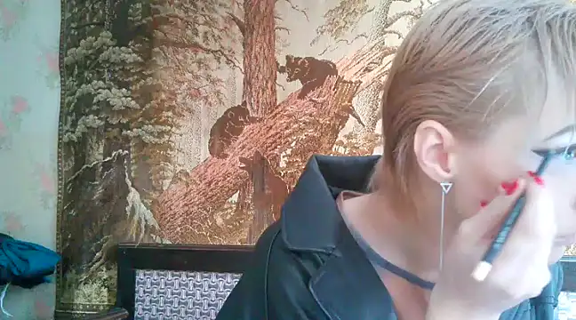 Snapshot of WildMissNiks chatting on February 10, 2025, 9:04 am WildMissNiks online show from February 10, 2025, 9:04 am