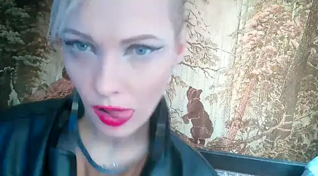 Snapshot of WildMissNiks chatting on February 10, 2025, 12:08 pm WildMissNiks online show from February 10, 2025, 12:08 pm