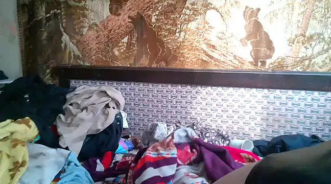 Snapshot of WildMissNiks chatting on March 12, 2025, 7:57 am WildMissNiks online show from March 12, 2025, 7:57 am