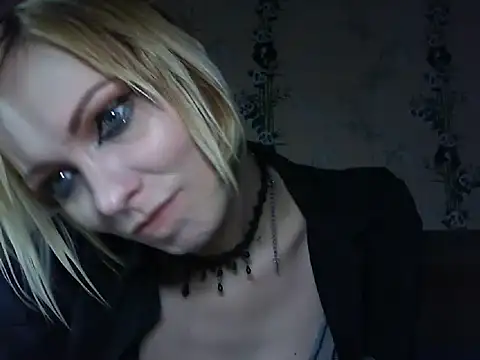 WildMissNiks online show from June 30, 2026, 7:09 am