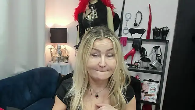 crystaLUX online show from March 27, 2026, 6:08 am