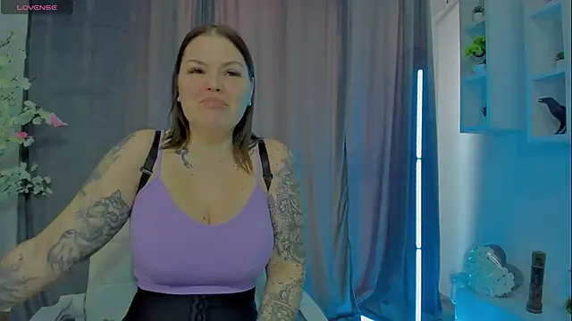 Raven Luna online show from January 10, 2025, 10:28 am