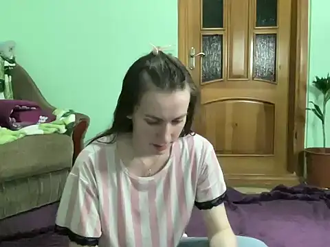 AngelTough20 online show from October 3, 2025, 10:18 pm