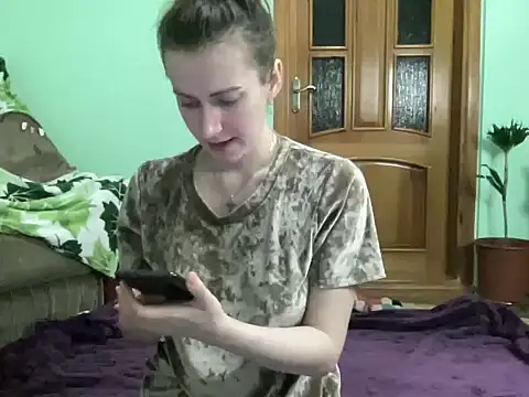 AngelTough20 online show from October 8, 2025, 9:56 pm