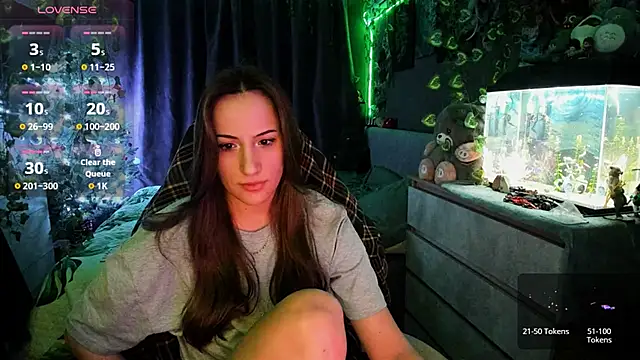 Selbi Paine online show from December 22, 2025, 12:29 am