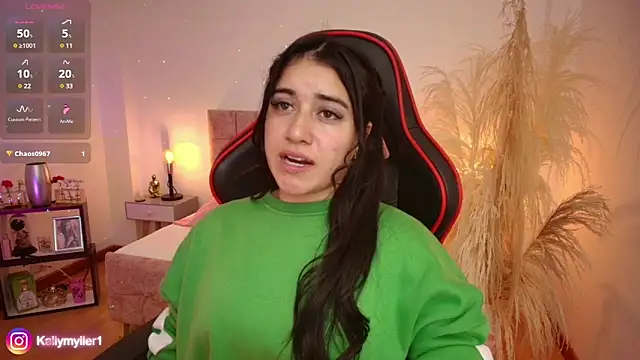 KallyMyller1 online show from February 10, 2025, 7:17 pm