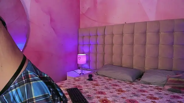 Mariana sweetest online show from March 30, 2026, 9:49 pm