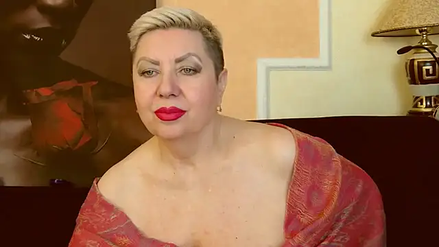 LadyPosh online show from January 22, 2025, 10:15 pm