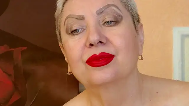 LadyPosh online show from September 16, 2025, 8:54 pm