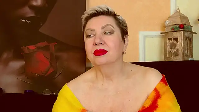 LadyPosh online show from March 19, 2026, 8:57 pm