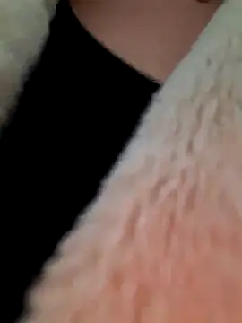 Dirtyfeelin online show from March 3, 2025, 4:35 pm