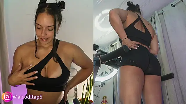 afroditaP  online show from February 25, 2025, 5:15 pm