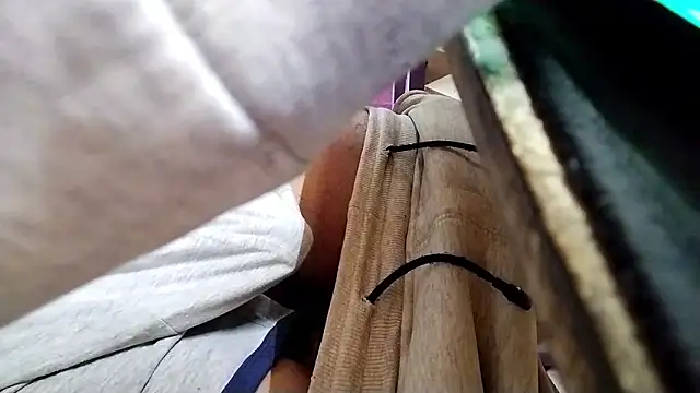 Snapshot of growing20yo chatting on January 11, 2026, 12:04 am growing20yo online show from January 11, 2026, 12:04 am