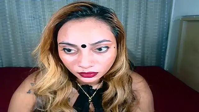 Snapshot of sexyindianchic chatting on October 11, 2025, 6:39 pm sexyindianchic online show from October 11, 2025, 6:39 pm