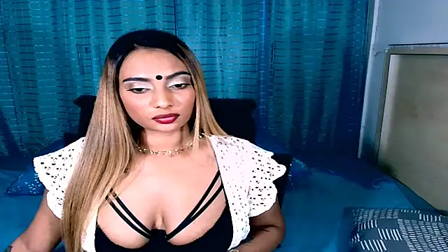 sexyindianchic online show from April 8, 2026, 7:36 pm
