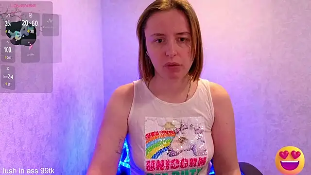 DanaMartina online show from March 13, 2026, 2:01 pm