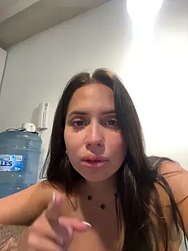 Snapshot of candelacante chatting on February 28, 2026, 1:17 am candelacante online show from February 28, 2026, 1:17 am