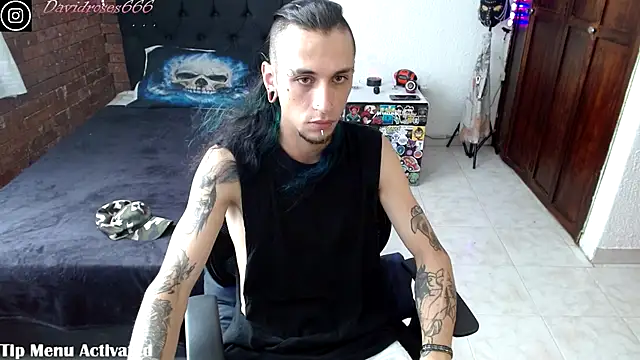 davidroses420 online show from November 23, 2025, 5:35 pm