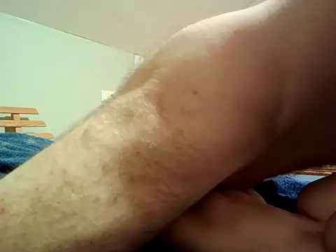 mopa81 online show from November 13, 2025, 7:57 pm