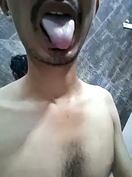 dreamtoungelick69 online show from September 11, 2025, 7:03 pm