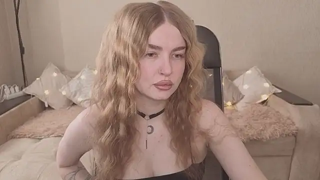 ViolettaLopez online show from February 5, 2026, 10:09 am