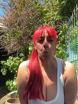 sofy alone online show from September 25, 2025, 4:00 pm