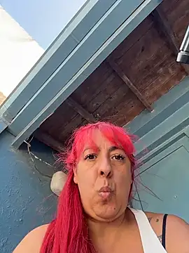 sofy alone online show from November 5, 2025, 12:38 pm