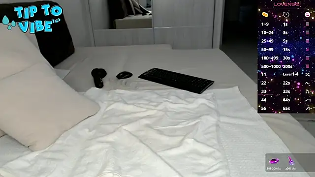 Smallnipples online show from November 8, 2025, 9:31 am