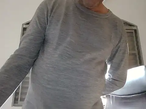 niceguyjr online show from November 3, 2025, 10:27 am