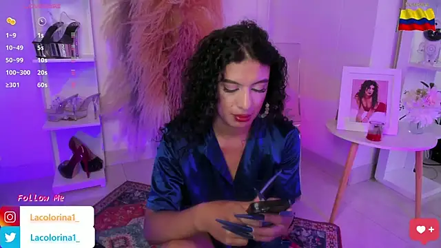 LaColorina  online show from September 24, 2025, 6:11 pm