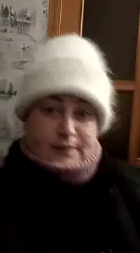 Amy August online show from March 18, 2025, 4:15 pm