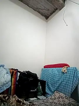 TropicalFlower online show from February 8, 2026, 7:45 am