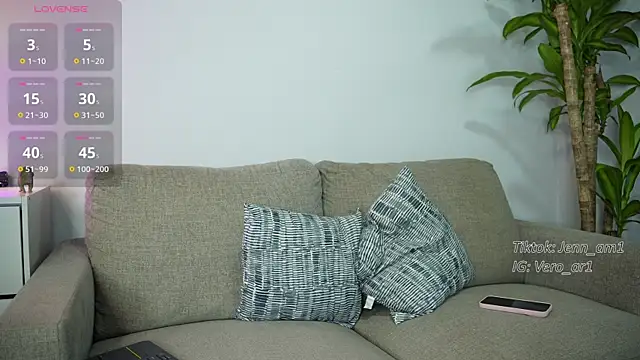 Veronica ar online show from October 20, 2025, 12:22 am