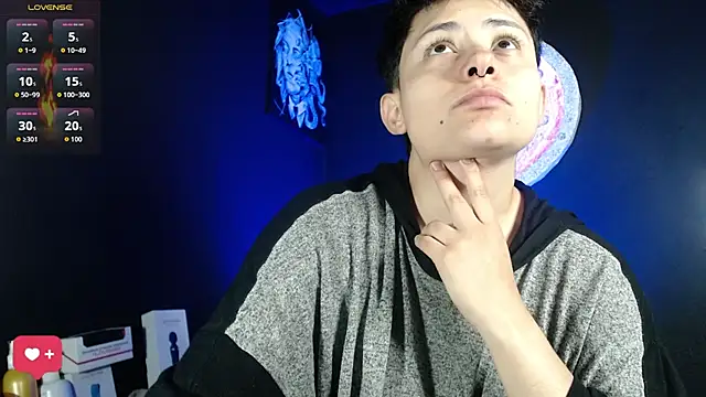 girl intense444 online show from September 24, 2025, 1:03 pm