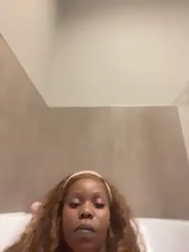 cherryontopy online show from June 27, 2026, 10:04 pm