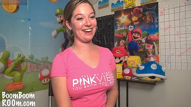 boomboomr00m online show from March 11, 2025, 6:32 am