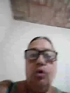 Snapshot of catdool chatting on February 1, 2025, 4:11 pm catdool online show from February 1, 2025, 4:11 pm