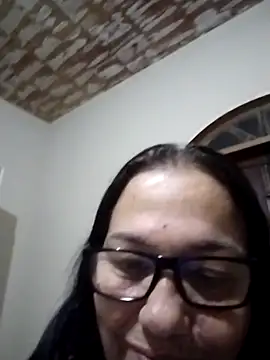 Snapshot of catdool chatting on February 22, 2025, 1:33 am catdool online show from February 22, 2025, 1:33 am