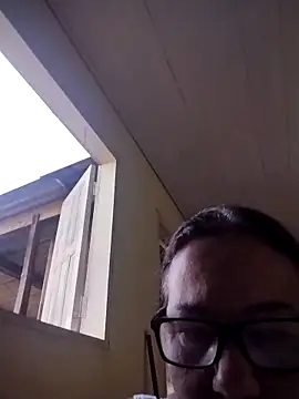 Snapshot of catdool chatting on February 25, 2025, 6:42 pm catdool online show from February 25, 2025, 6:42 pm