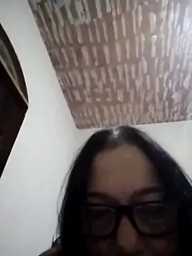 Snapshot of catdool chatting on March 1, 2025, 12:23 pm catdool online show from March 1, 2025, 12:23 pm