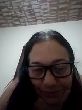 Snapshot of catdool chatting on March 3, 2025, 6:15 am catdool online show from March 3, 2025, 6:15 am