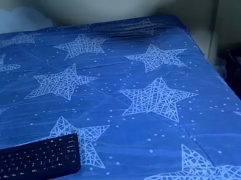 Snapshot of EbonyMina_ chatting on March 6, 2026, 8:27 pm EbonyMina online show from March 6, 2026, 8:27 pm