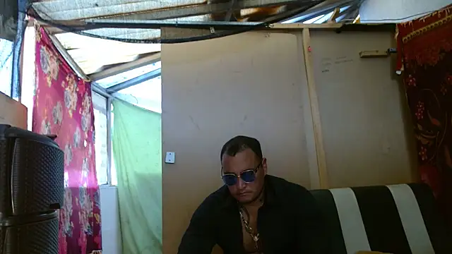 hardrock982 online show from February 21, 2025, 1:11 pm