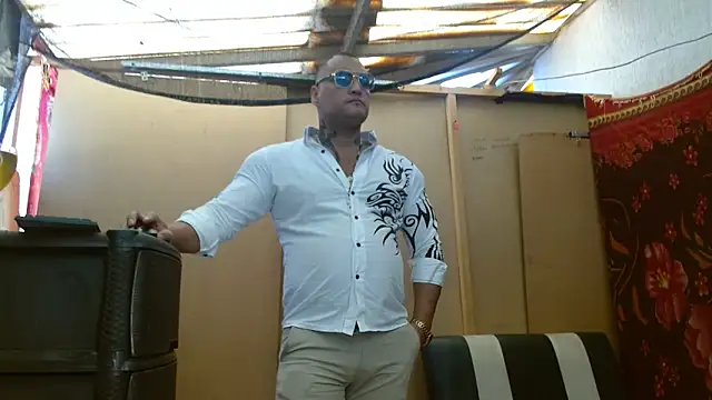 hardrock982 online show from March 1, 2025, 1:29 pm